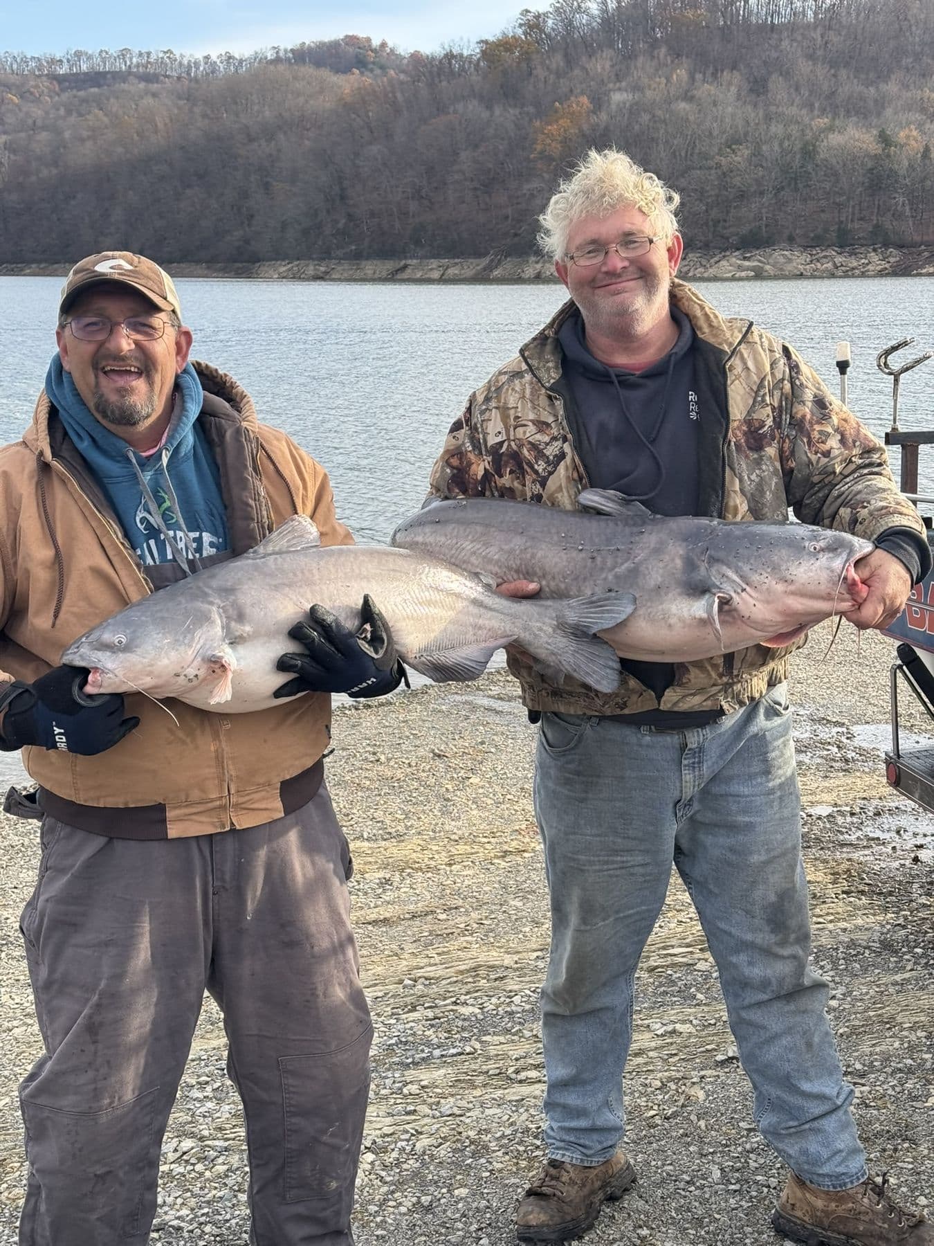 Two anglers one big cat